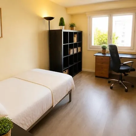 Apartment Yoake 4 Salon Cocina Zaragoza
